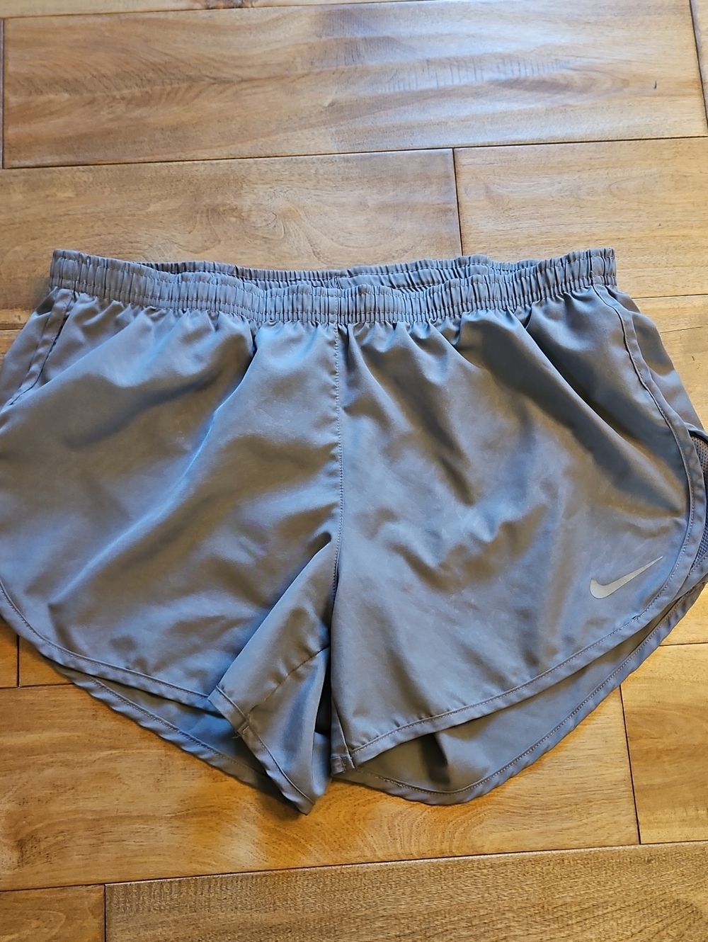 Nike Women's Light Gray Athletic Running Shorts